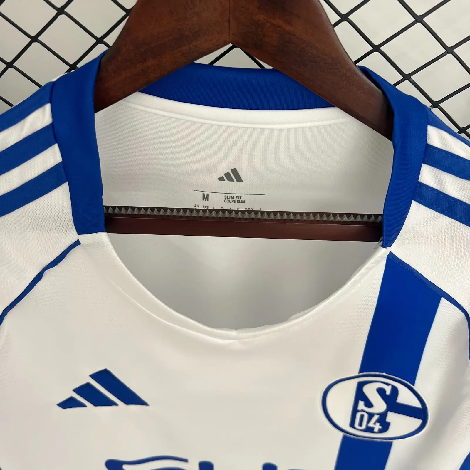 2025/26 Schalke 04 Away Shirt thumbnail 4