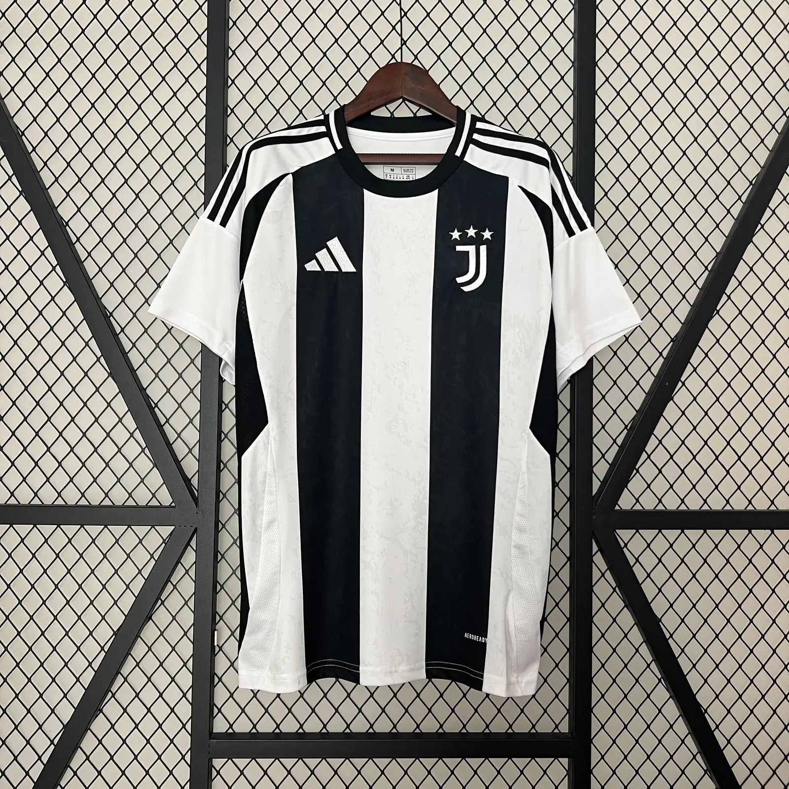 2024/25 Juventus Home Shirt