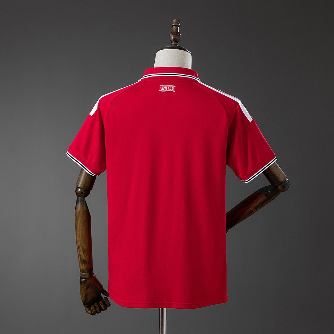 Manchester United 2026/27 Home Shirt thumbnail 3