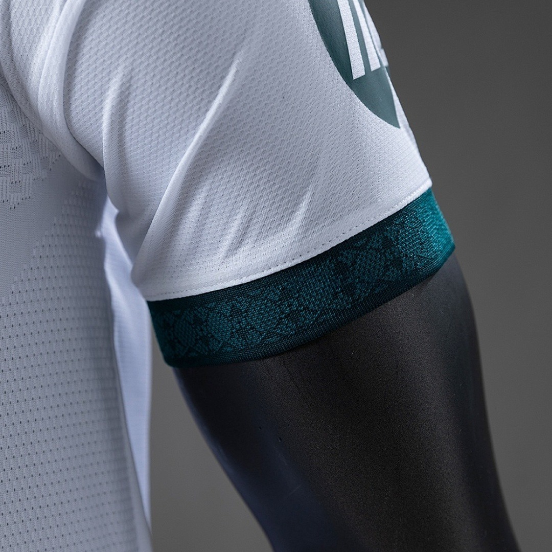 Real Madrid 2026/27 Home Shirt thumbnail 3