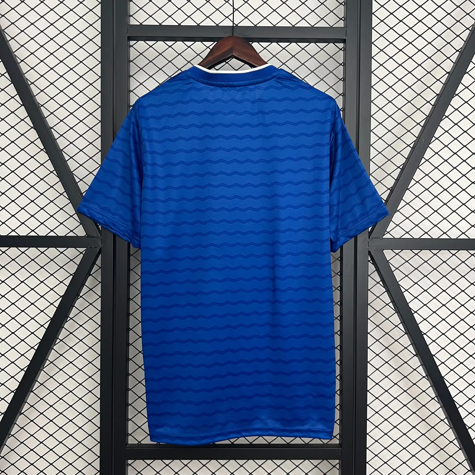 2025/26 Everton Home Shirt thumbnail 5
