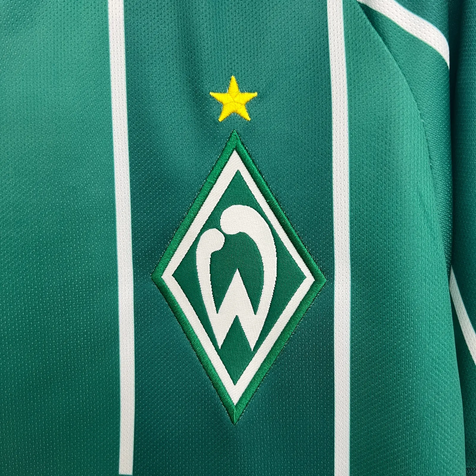 2025/26 Werder Bremen Home Shirt thumbnail 2