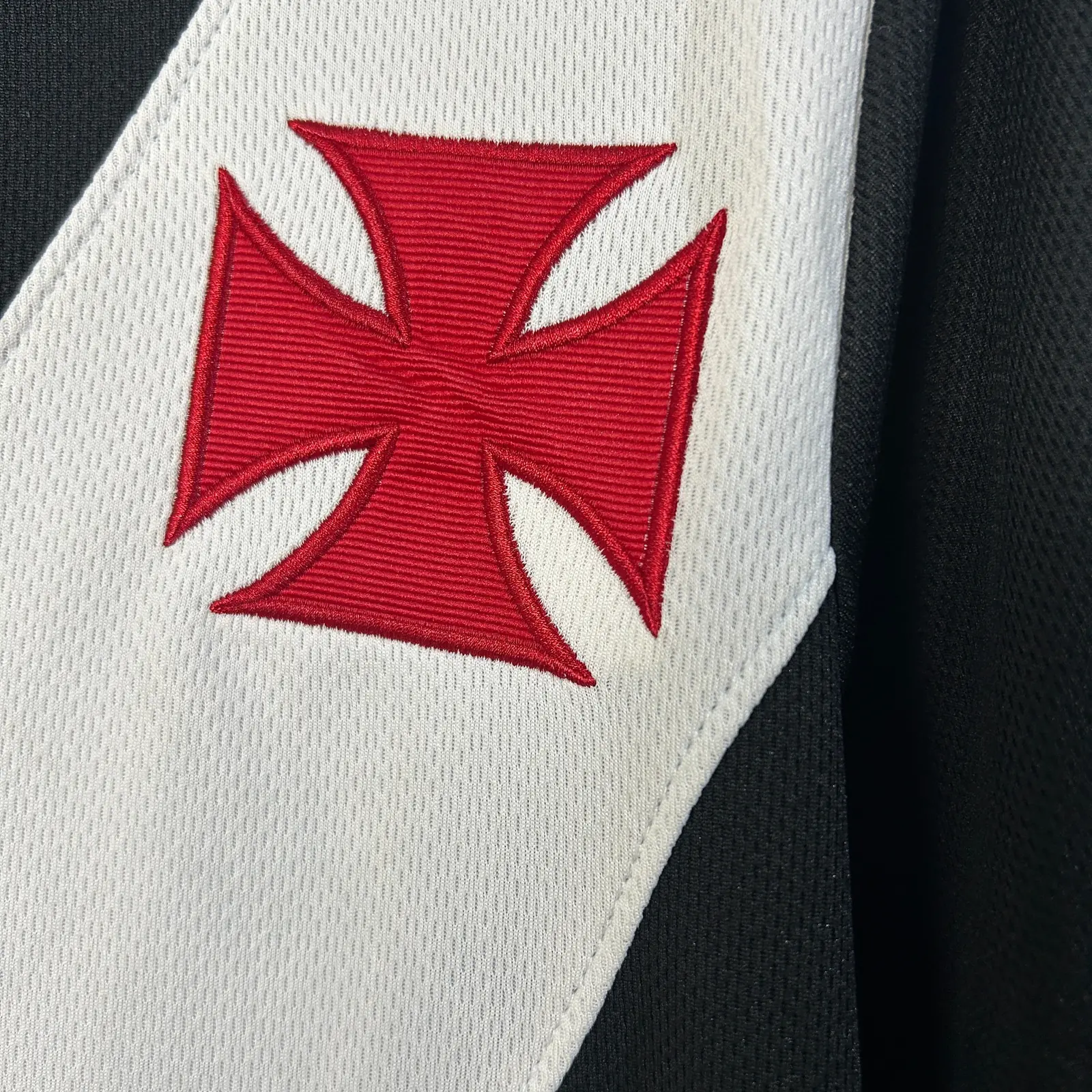 2025/26 Vasco da Gama Black Shirt thumbnail 5