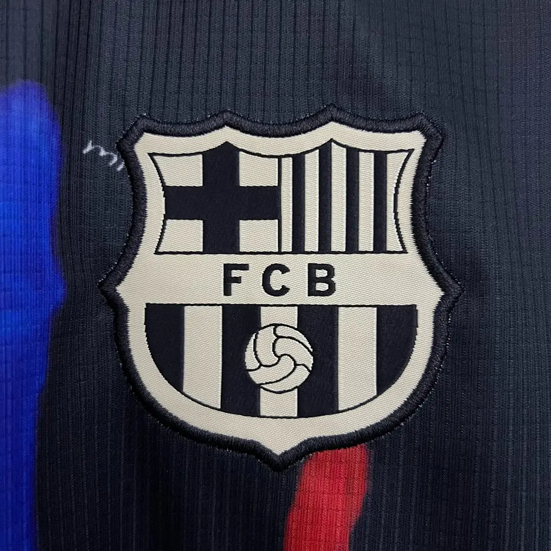 2025/26 Barcelona Special Edition Shirt thumbnail 5
