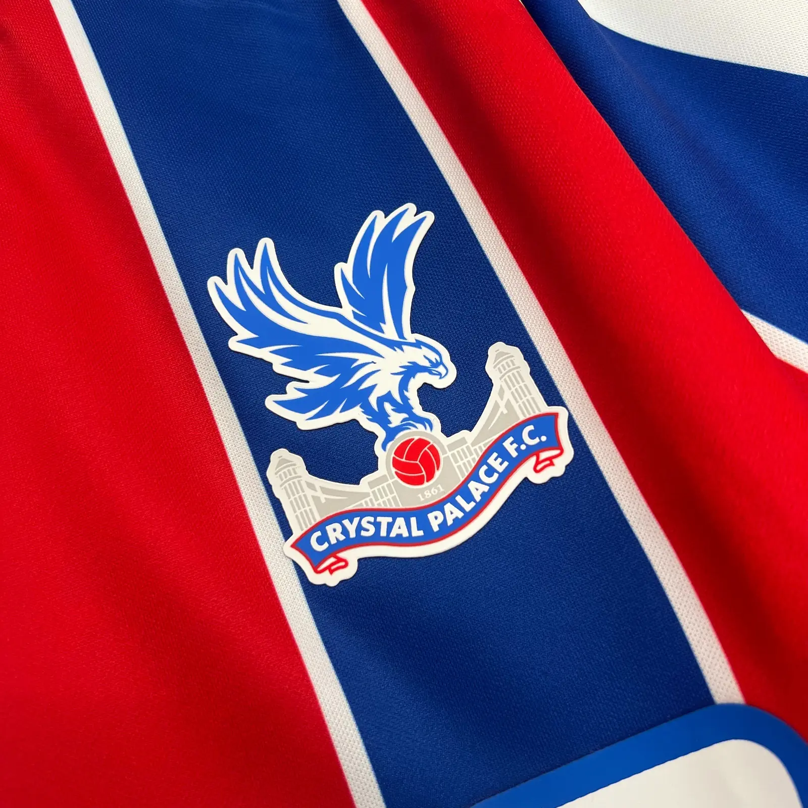 2025/26 Crystal Palace Home Shirt thumbnail 3
