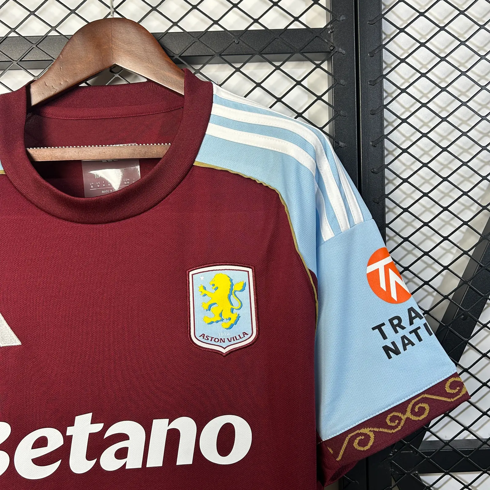 2025/26 Aston Villa Home Shirt thumbnail 3