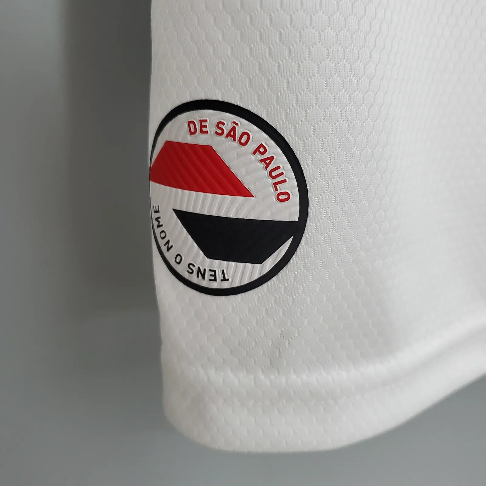 Retro São Paulo 2017 Home Shirt thumbnail 4