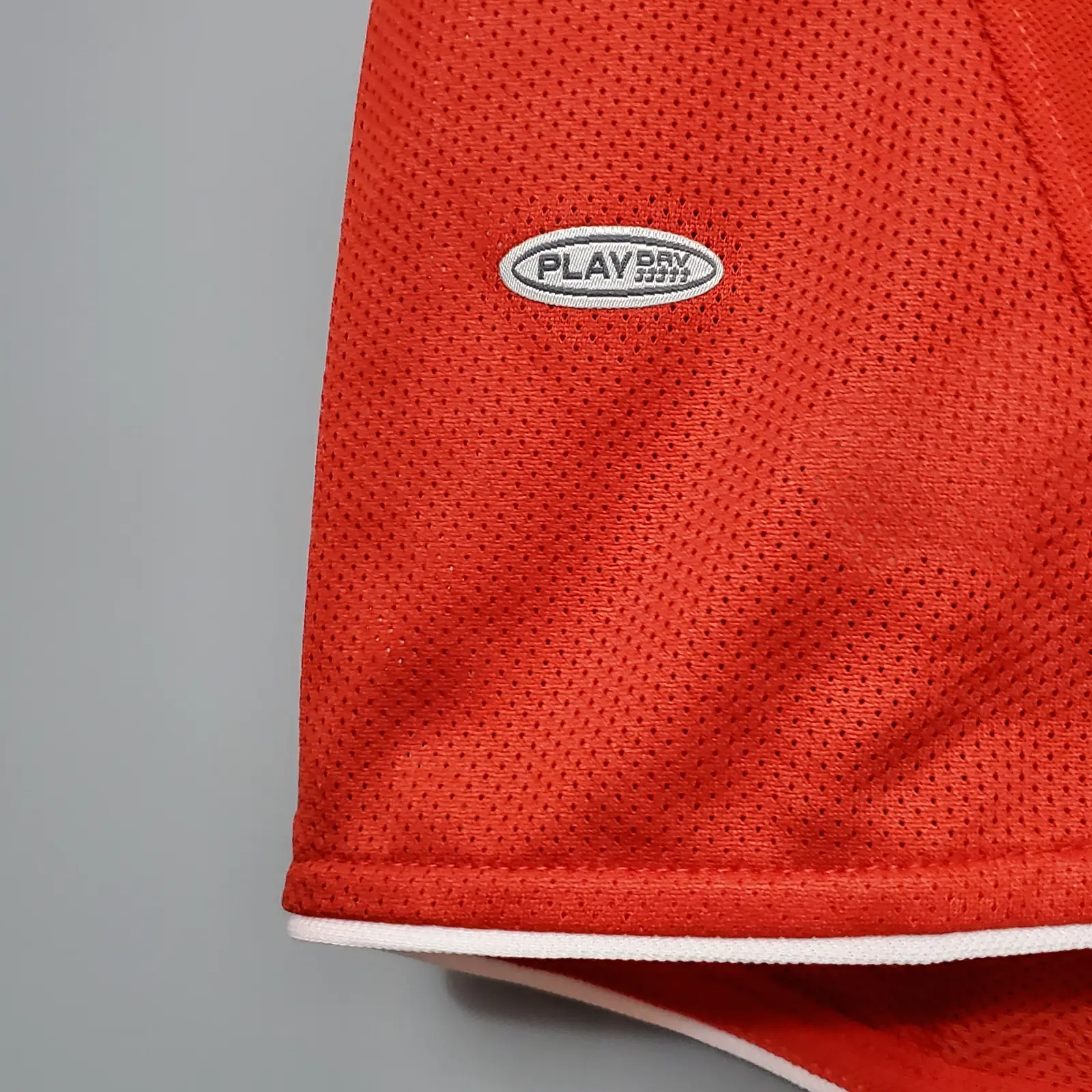 Retro 2006 Internacional Home Shirt thumbnail 4