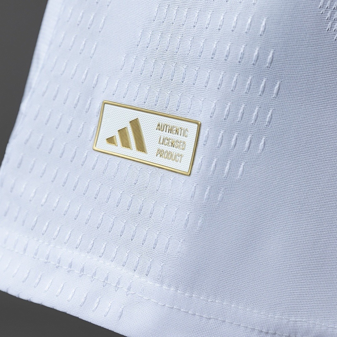 Real Madrid 2026/27 Home Shirt thumbnail 7
