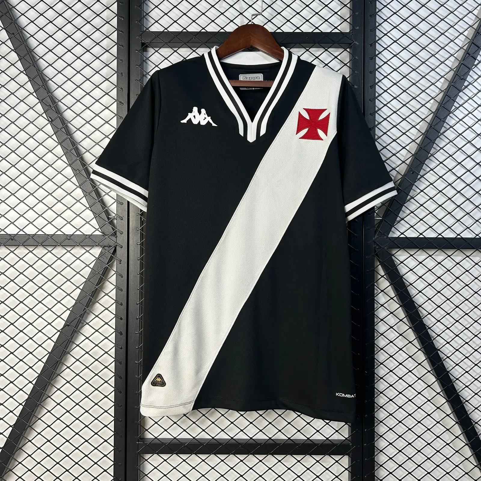 2025/26 Vasco da Gama Black Shirt — Fan Version