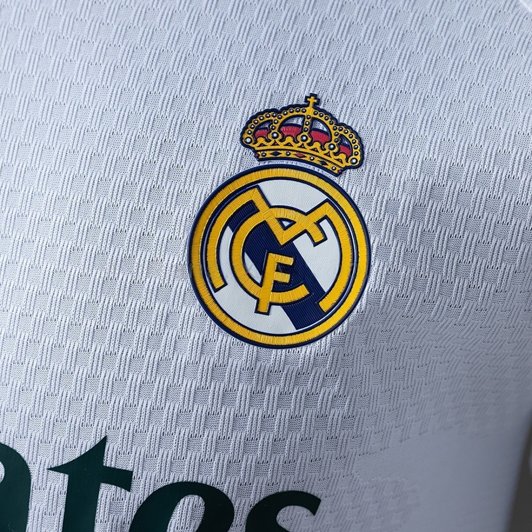 Real Madrid 2026/27 Home Shirt thumbnail 6