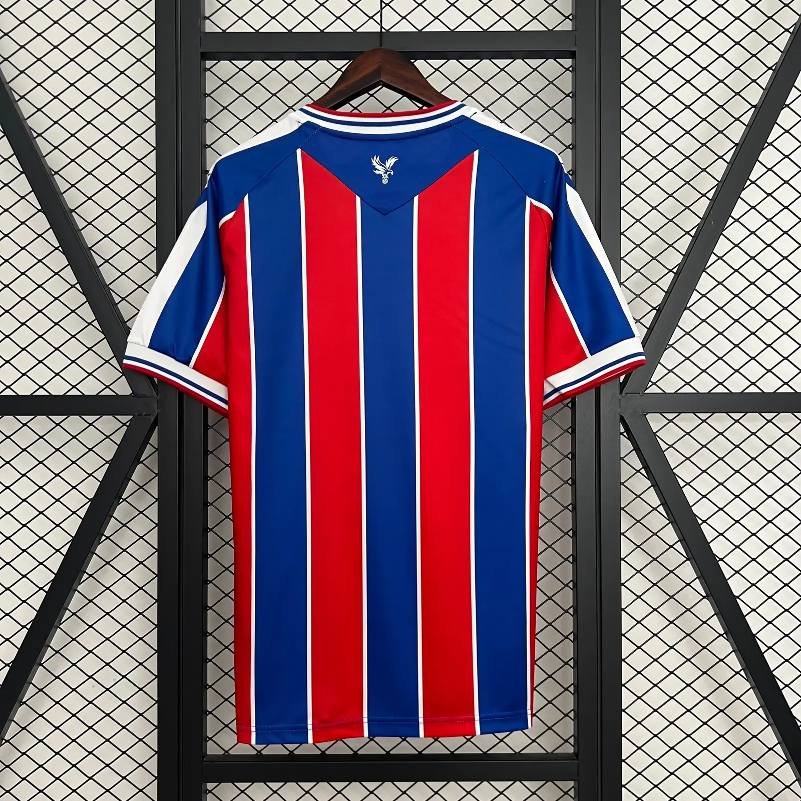 2025/26 Crystal Palace Home Shirt thumbnail 4