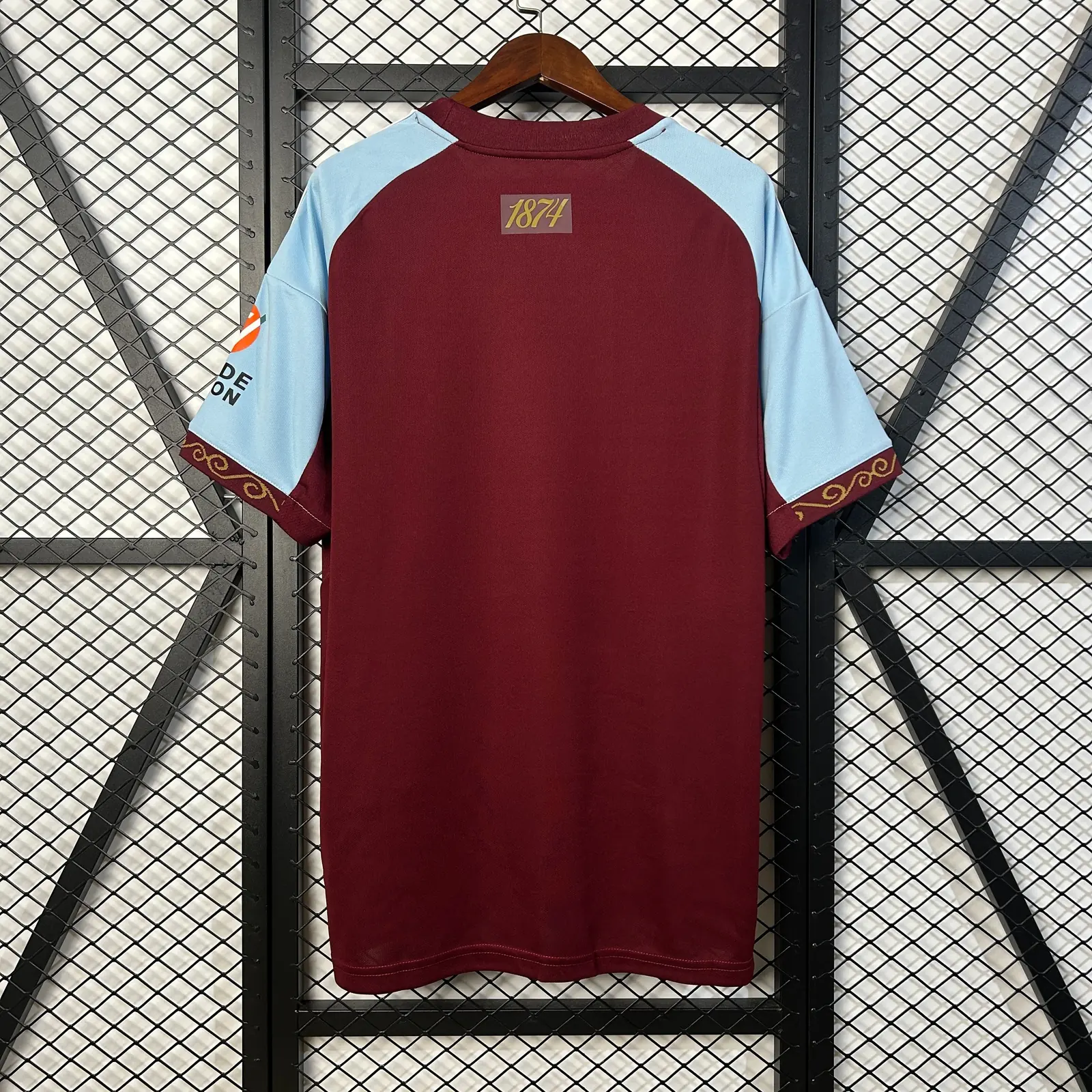 2025/26 Aston Villa Home Shirt thumbnail 2