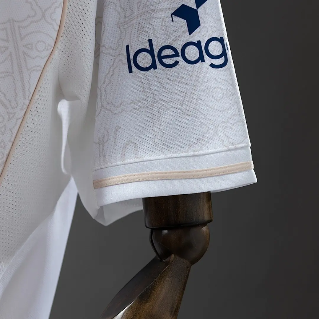 2025/26 Nottingham Forest Away Shirt thumbnail 6