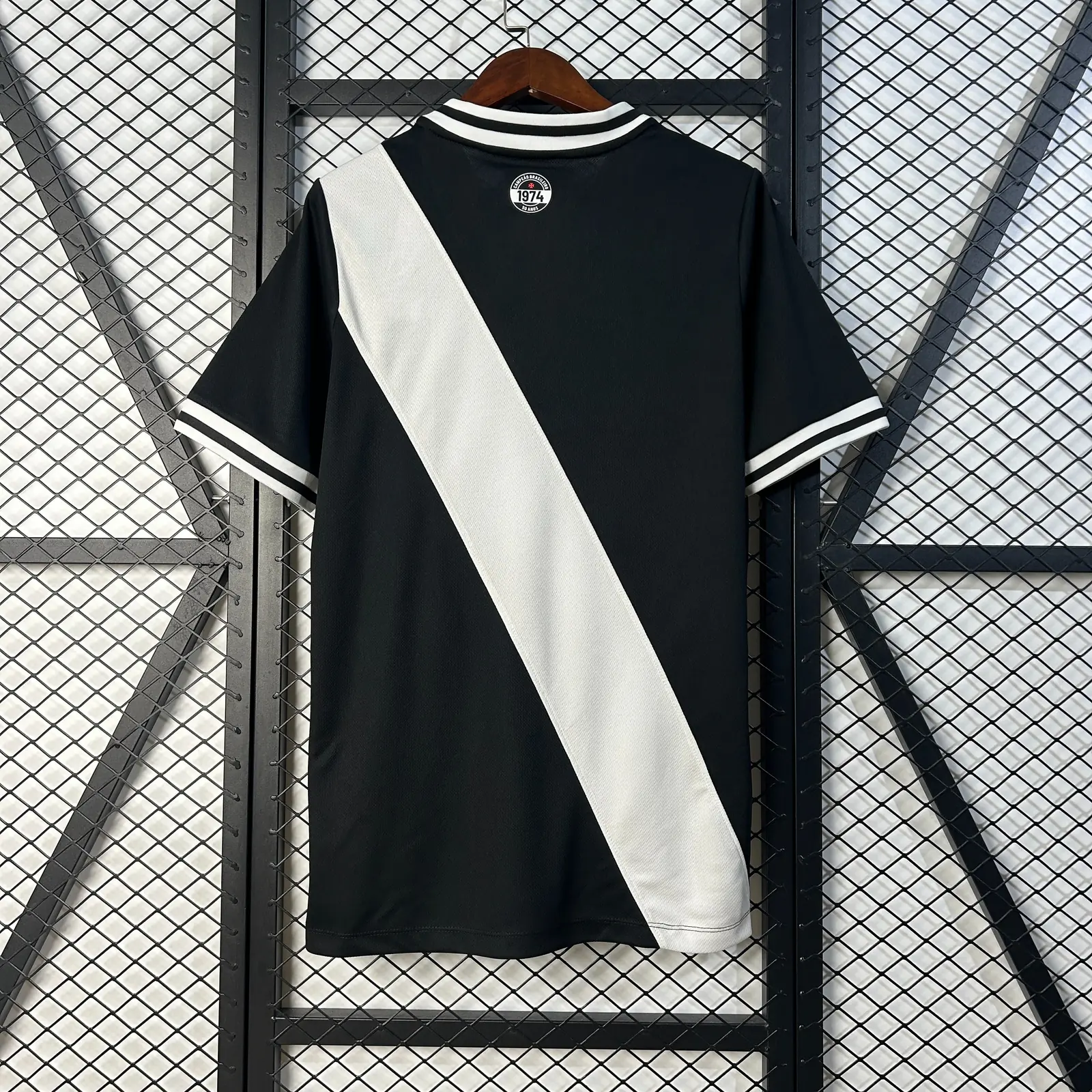 2025/26 Vasco da Gama Black Shirt thumbnail 2