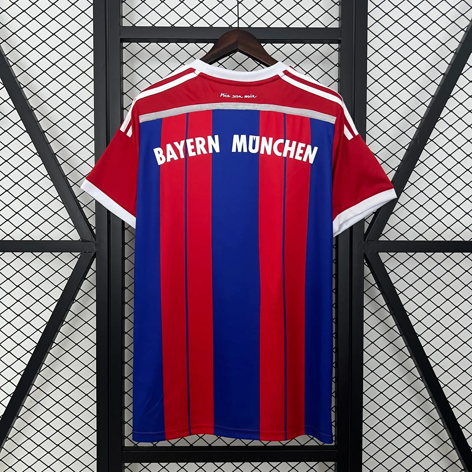 Bayern Munich 2014/15 Home Retro Shirt thumbnail 6
