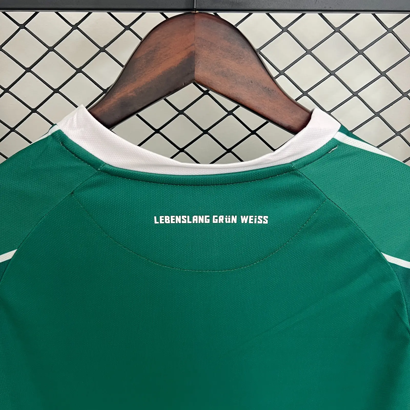 2025/26 Werder Bremen Home Shirt thumbnail 3