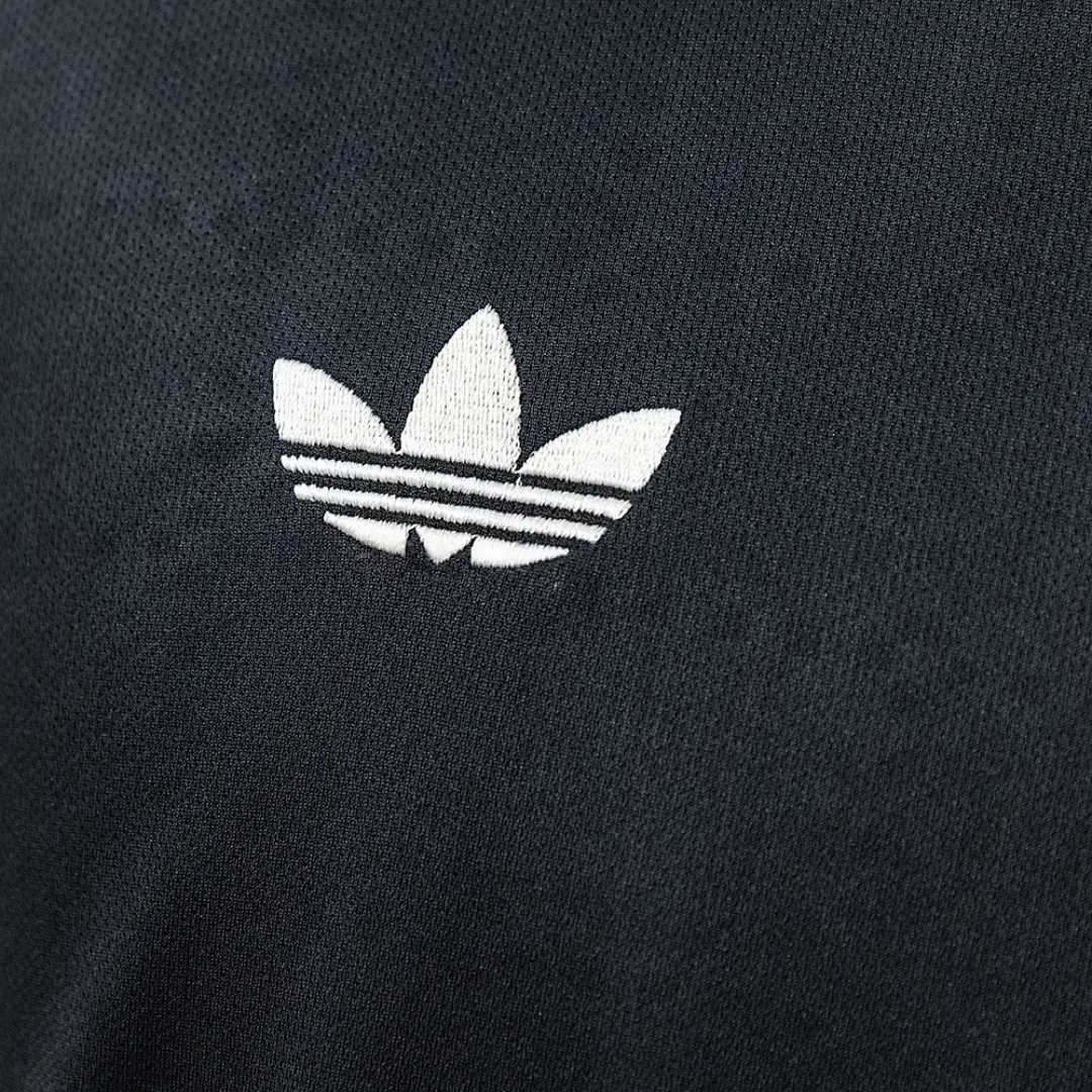 2025/26 Bayern Munich Third Away Shirt thumbnail 7