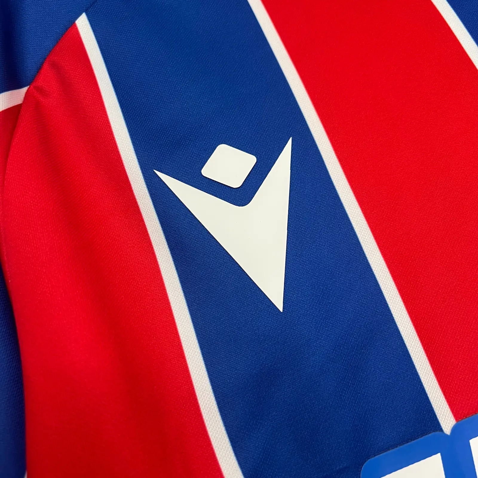 2025/26 Crystal Palace Home Shirt thumbnail 2