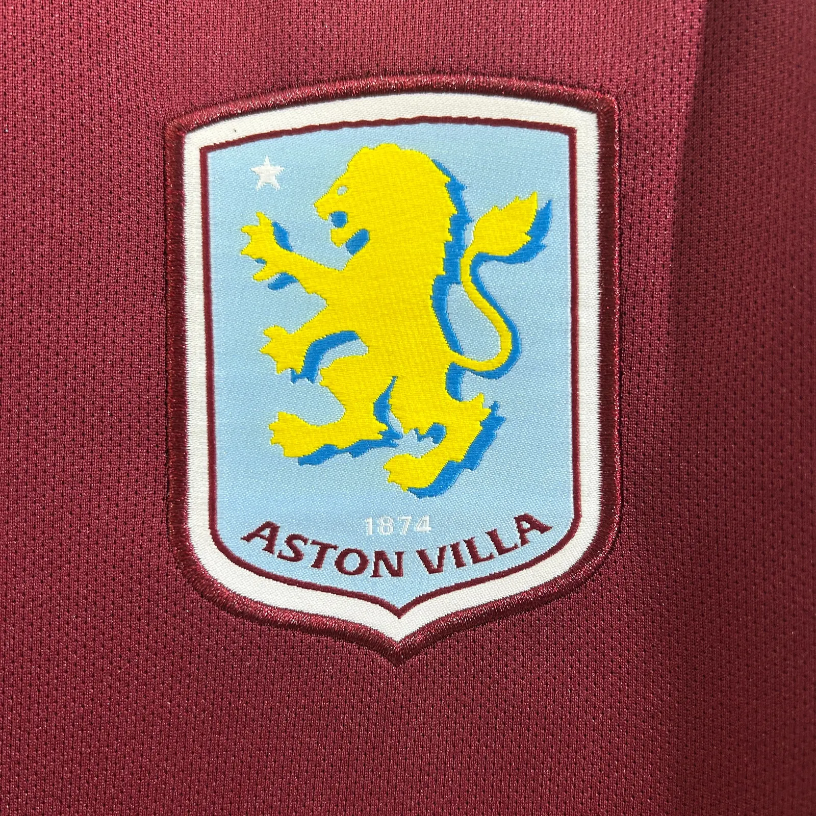 2025/26 Aston Villa Home Shirt thumbnail 4