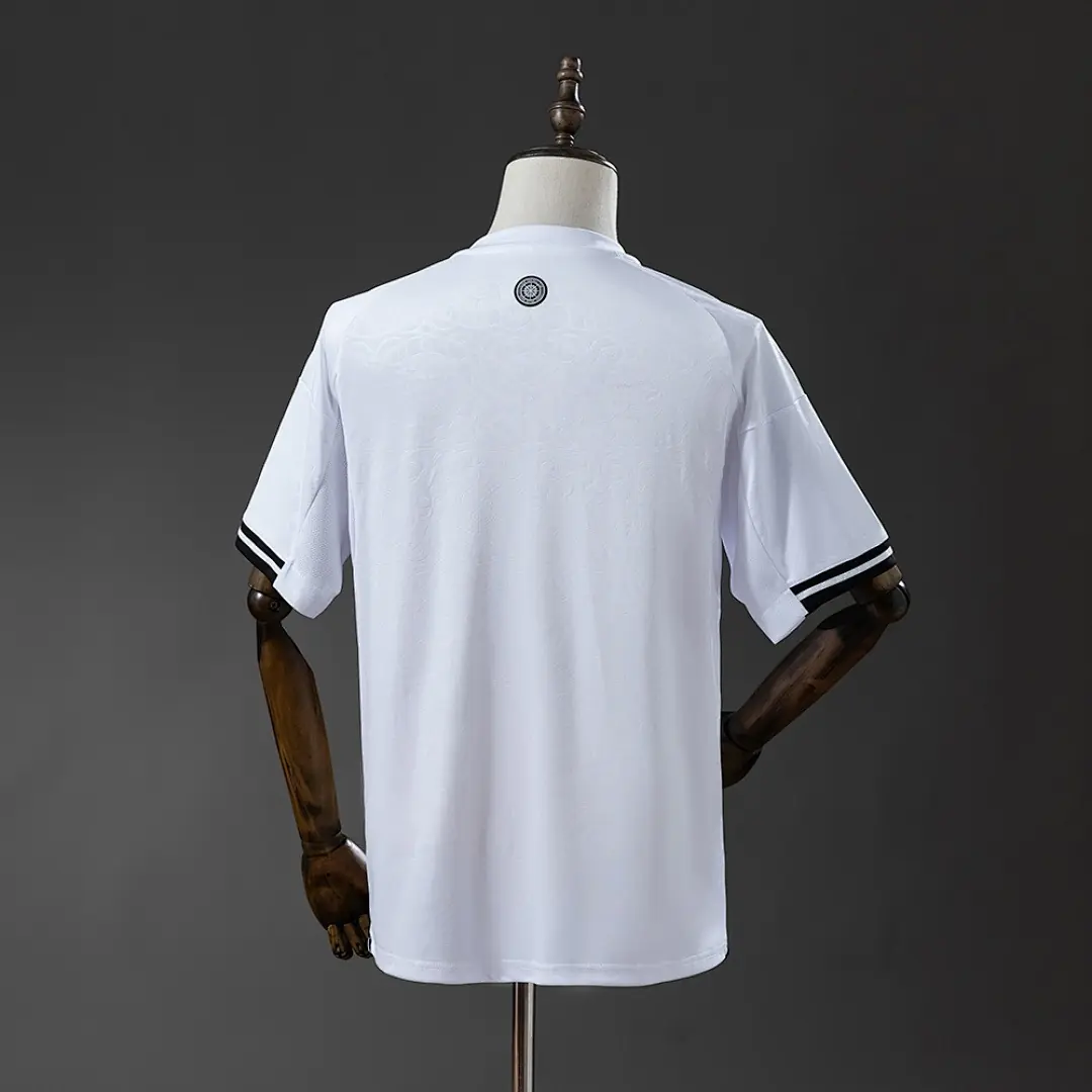 2025/26 Fulham Home Shirt thumbnail 3