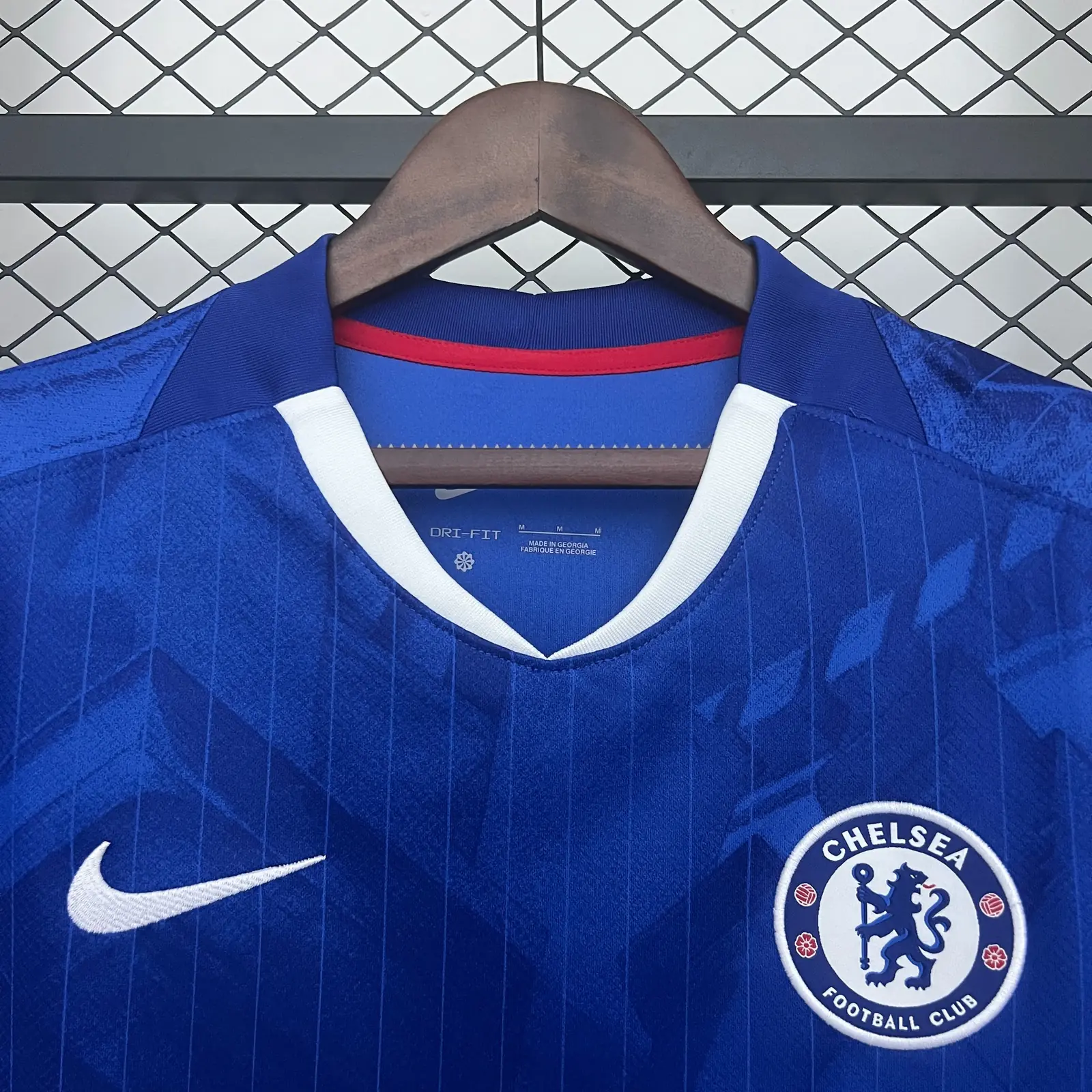 2025/26 Chelsea Home Shirt thumbnail 4