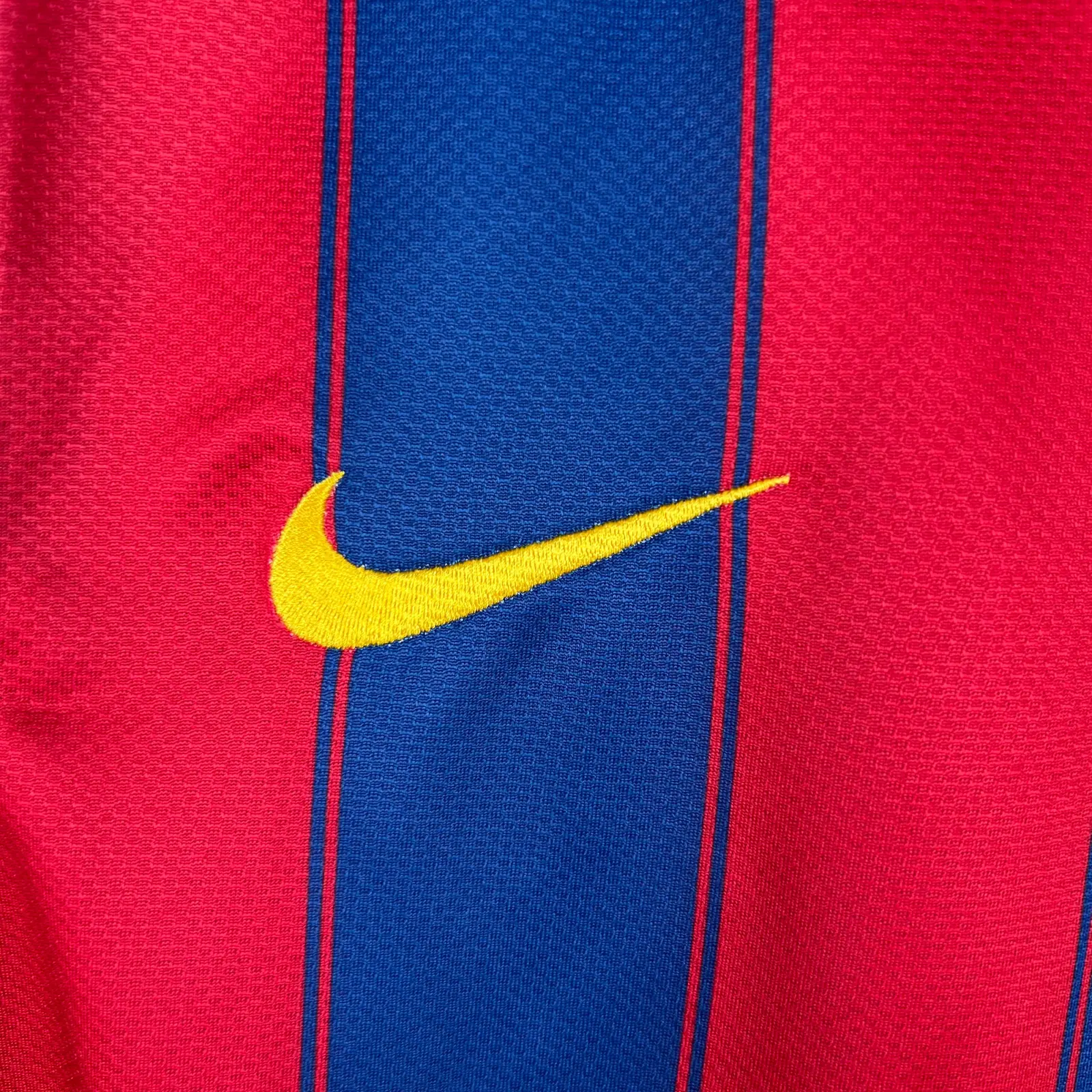 Retro Barcelona 2009/10 Home Shirt thumbnail 3