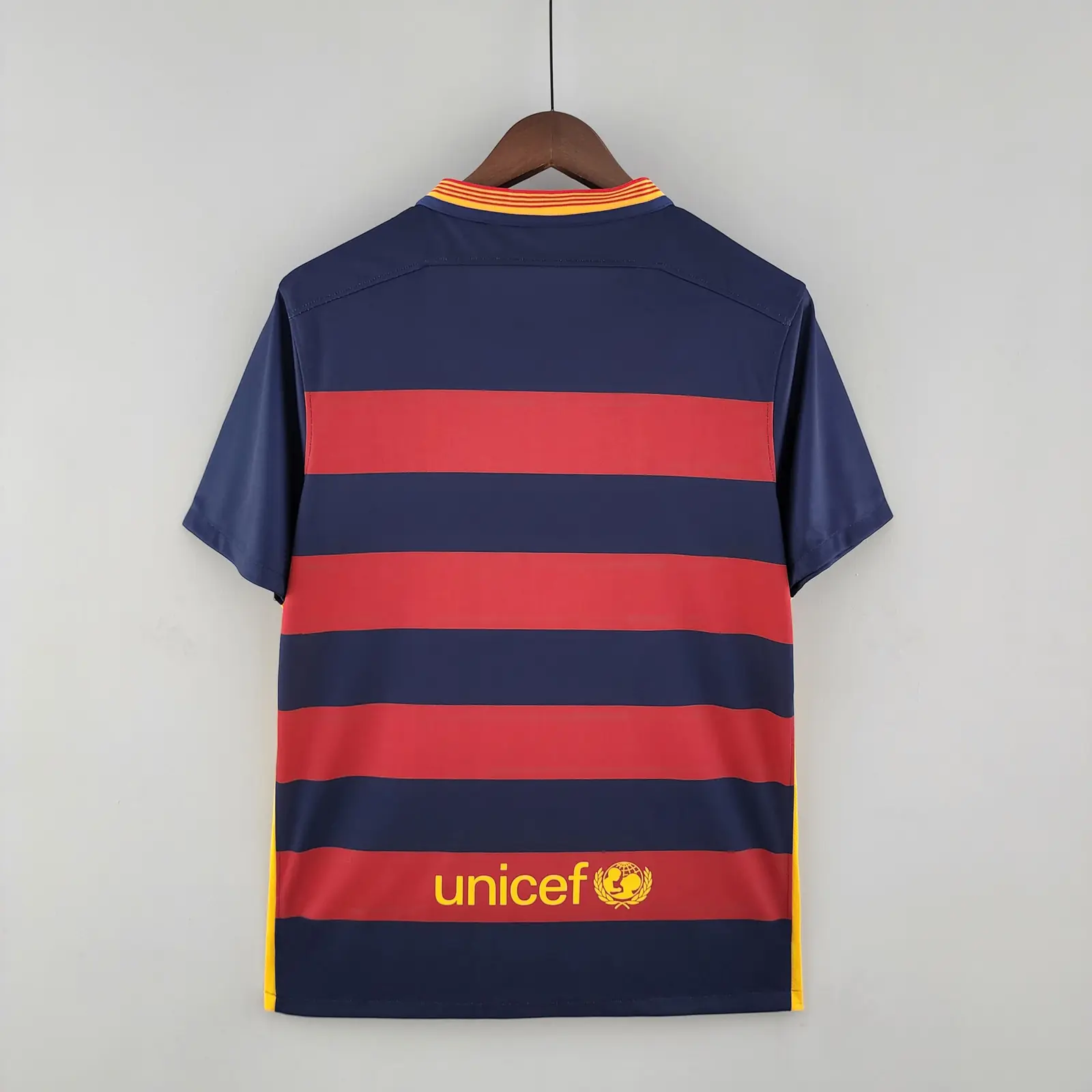 Retro 2015/16 Barcelona Home Shirt thumbnail 6